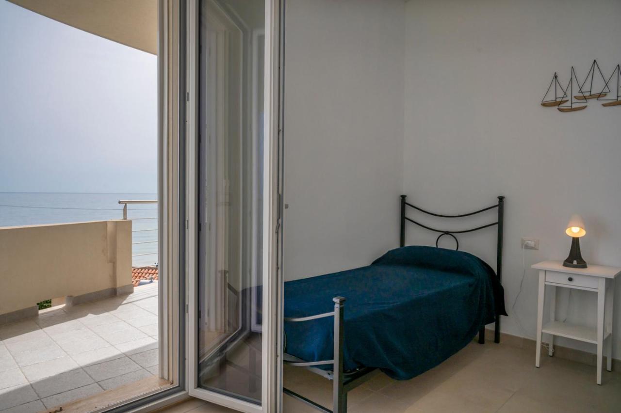 Cicirata Sea Beach - Sicilia Vacanza Avola Exteriér fotografie